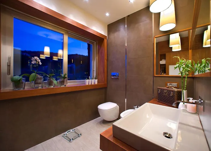 Villantonella فيلة *